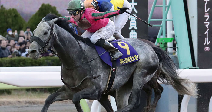 オメガパフューム現役続行